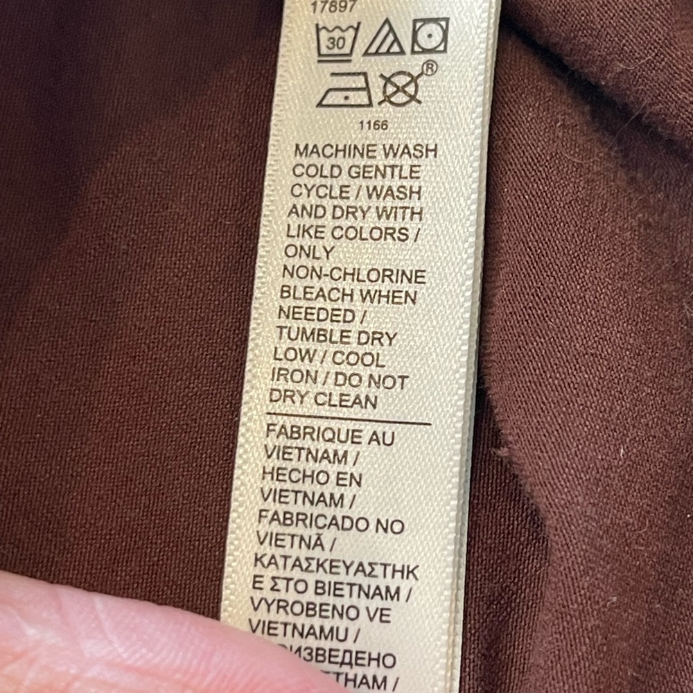 Athleta Outbound Chocolate Brown V-Neck Long Sleeve Ruched Tee, Athleisure, XS - Picture 9 of 16